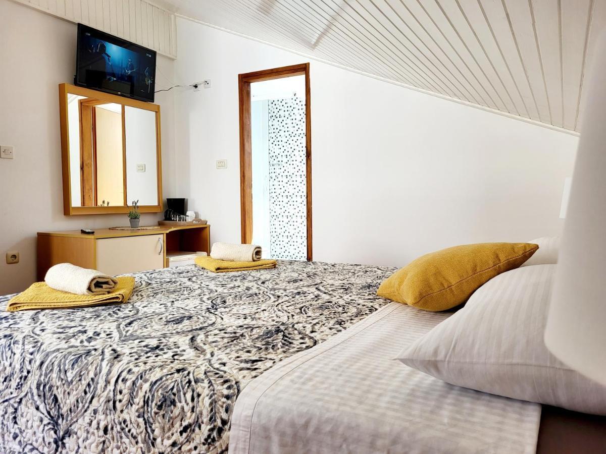 Villa Salvia Rooms And Apartments روفينج المظهر الخارجي الصورة