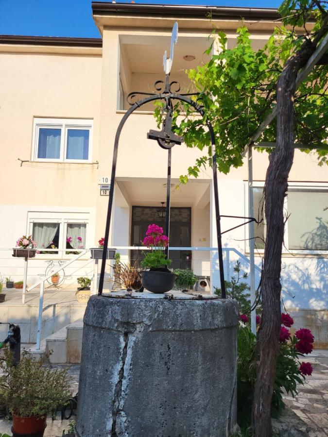 Villa Salvia Rooms And Apartments روفينج المظهر الخارجي الصورة