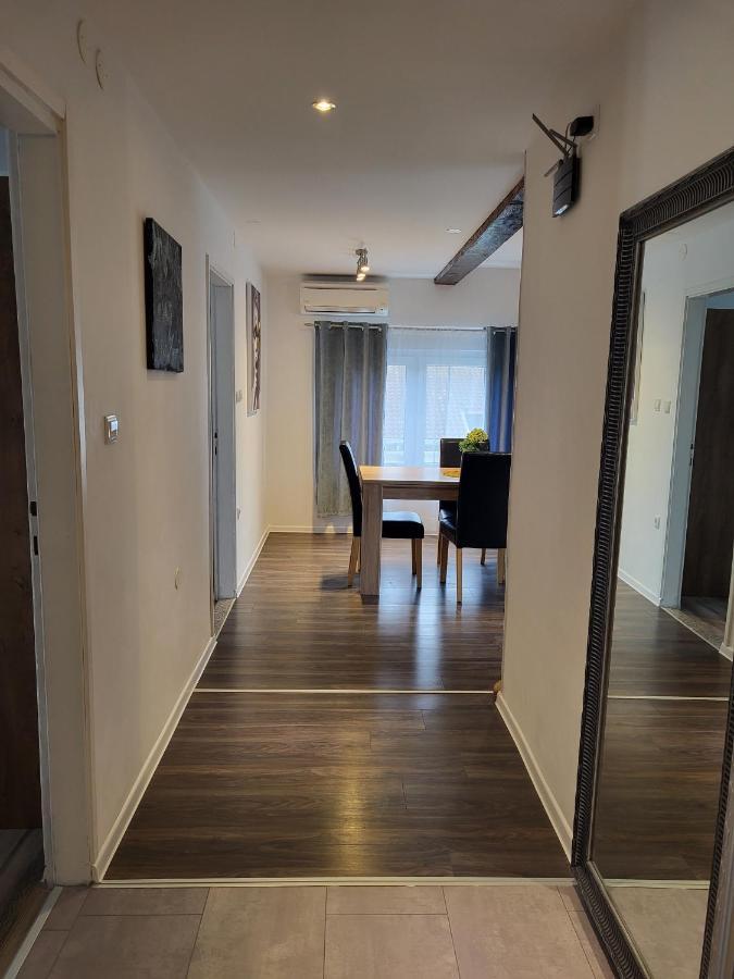 Villa Salvia Rooms And Apartments روفينج المظهر الخارجي الصورة